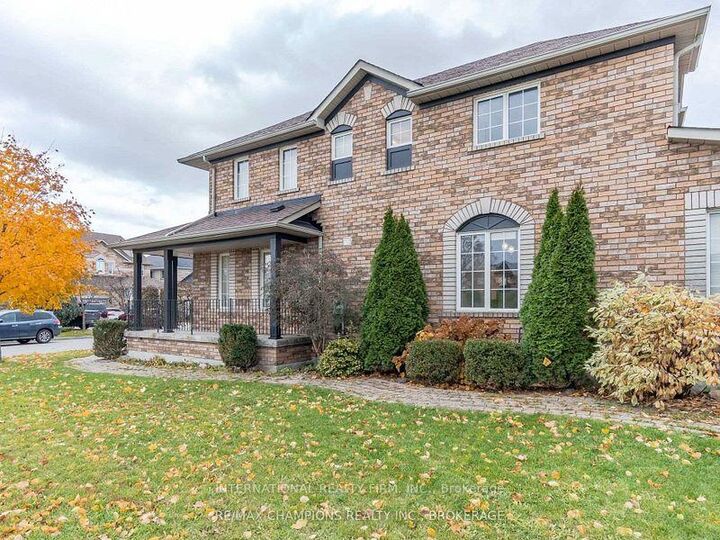 Property Photo:  49 Convoy Crescent  ON L6A 3H3 