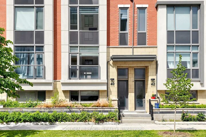 Property Photo: 40 William Saville Street ON L3R 9S3