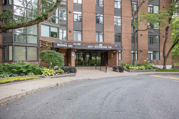 Property Photo: 2871 Richmond Road 1608 ON K2B 8M5