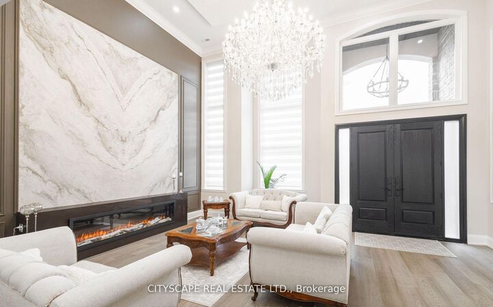Property Photo: 1270 Saginaw Crescent ON L5H 4B8