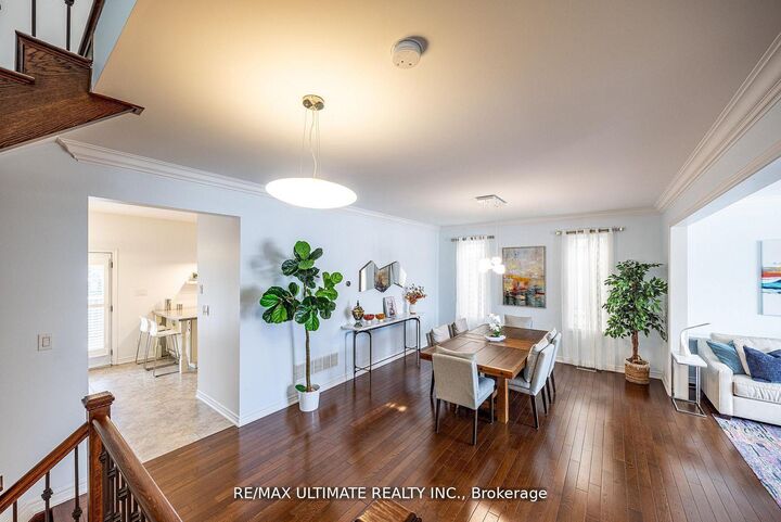 1160 Islington Avenue — photo 1
