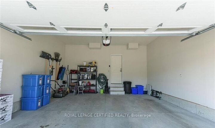 Property Photo:  940 Reeves Avenue  ON N6G 0E2 