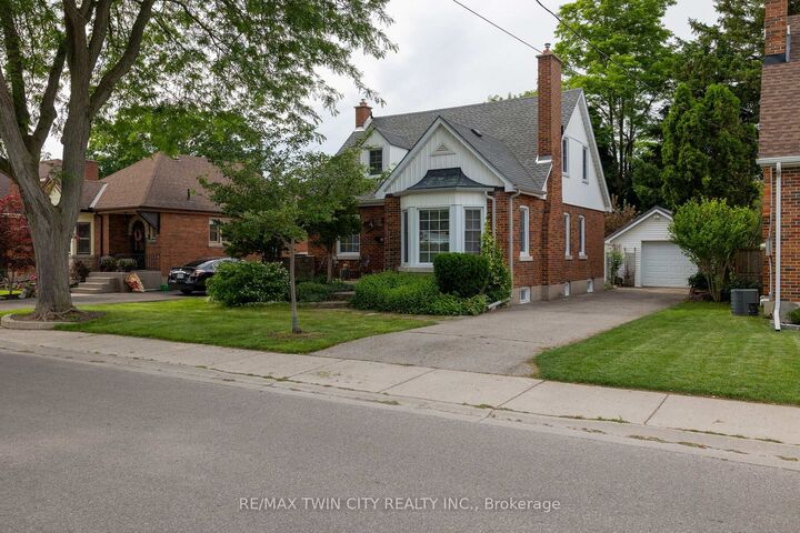 Property Photo:  21 Baldwin Avenue  ON N3S 1H6 