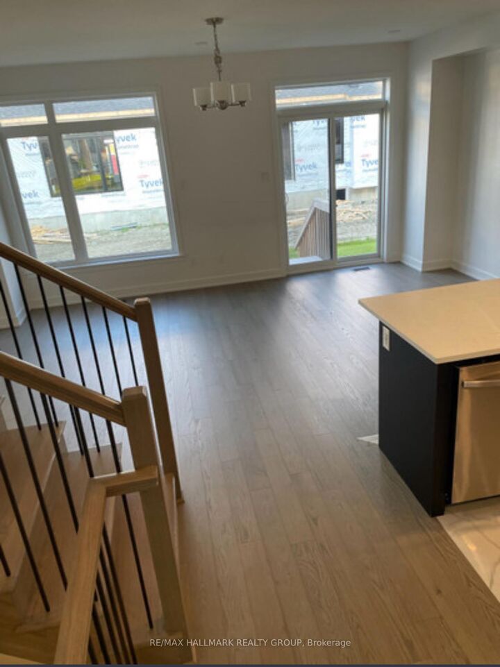 Property Photo: 515 Corretto Place E ON K2J 6Z1