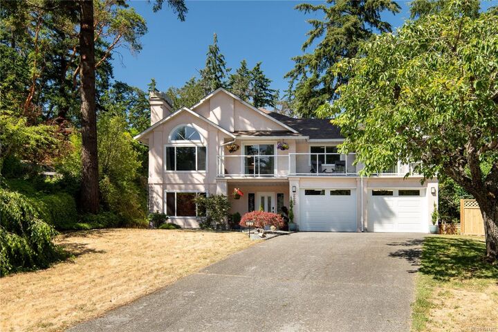 222 Ashley Pl — photo 1
