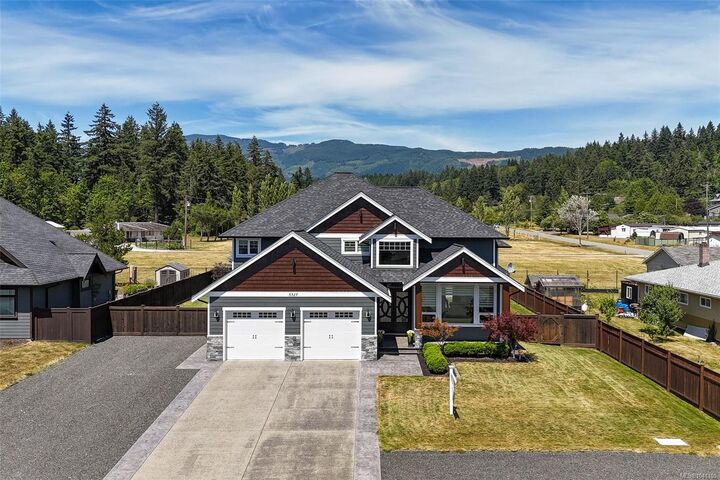 Property Photo: 5327 Otter Pl BC V9Y 8X7