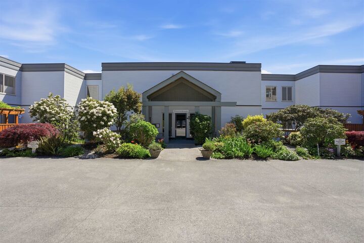 Property Photo:  5780 Trail Avenue 302  BC V7Z 0K5 