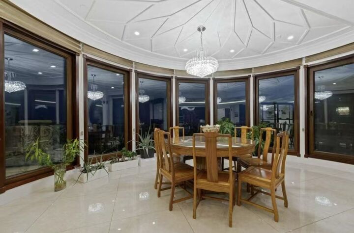 Property Photo:  1xxx Chartwell Drive Main And Above  BC V7S 2R4 