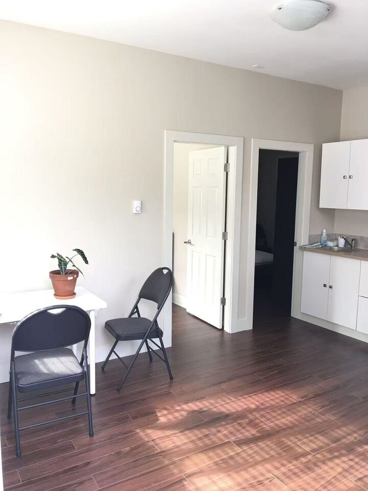 Property Photo:  435 W 29th Ave  BC V5Y 2L1 