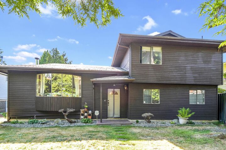 8473 152 Street — photo 1