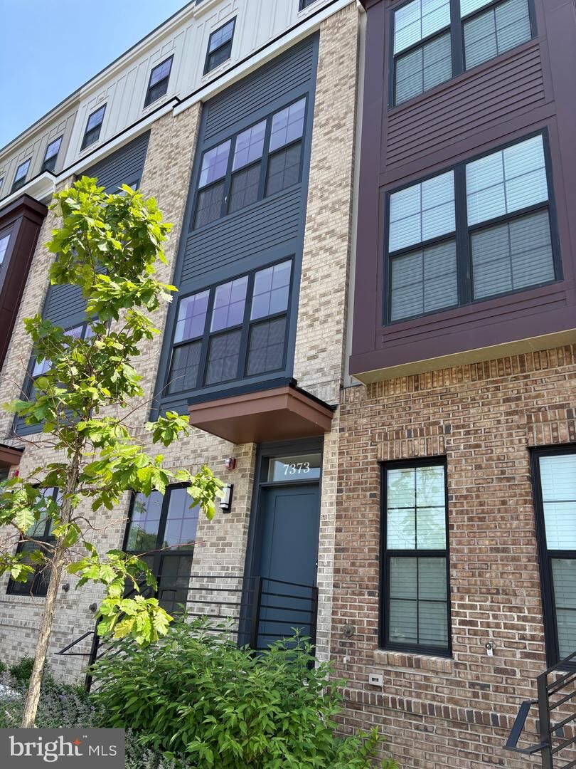 Property Photo:  7373 Arlington Boulevard  VA 22042 