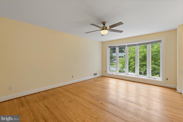 Property Photo:  5627 Ottawa Road  VA 20120 
