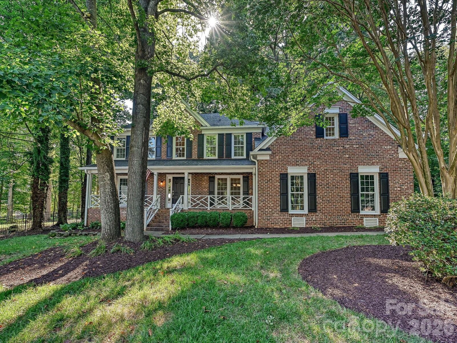 Property Photo: 12903 Fallcross Court NC 28078