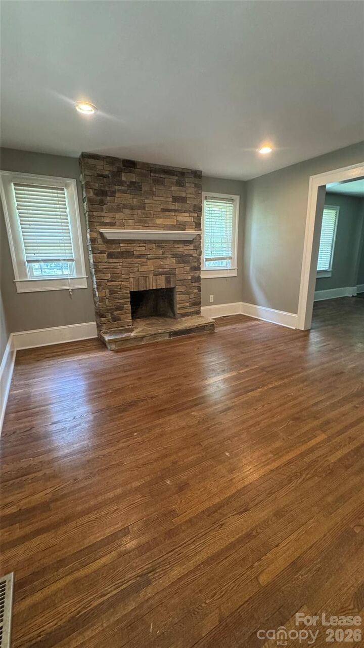 Property Photo: 3001 Wesley Avenue NC 28205
