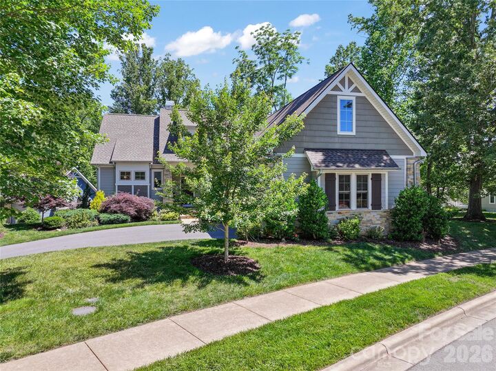 Property Photo:  43 Orvis Stone Circle  NC 28715 