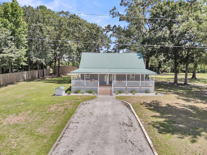 Property Photo:  222 Buckeye Lane  SC 29486 