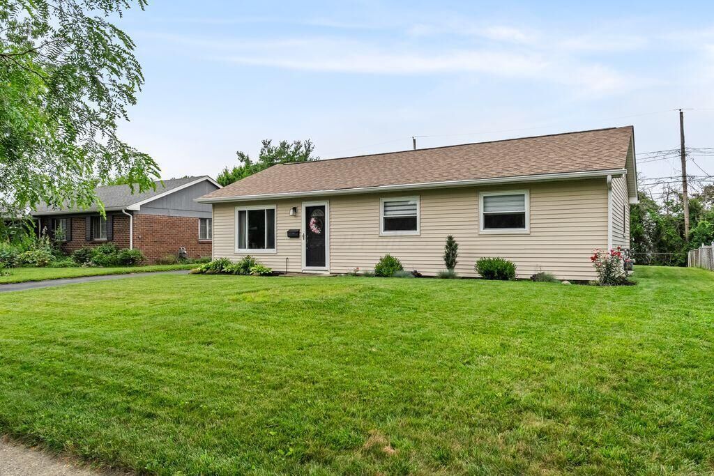 Property Photo: 3694 Westbrook Drive OH 43026