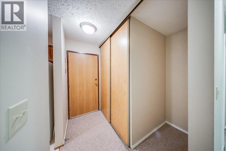 Property Photo: 1800 Kirkup Avenue 203 BC V0G 1Y0