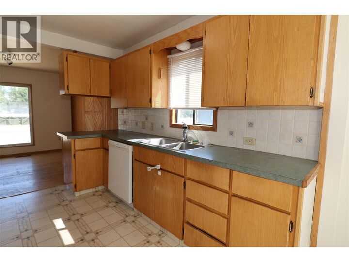Property Photo: 610 6 Avenue BC V1A 2V7