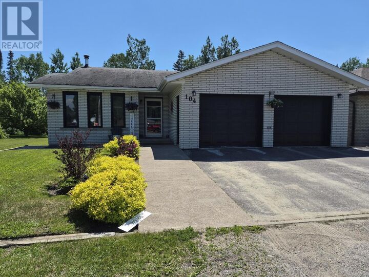 Property Photo:  104 Centennial Drive  ON P0T 2W0 