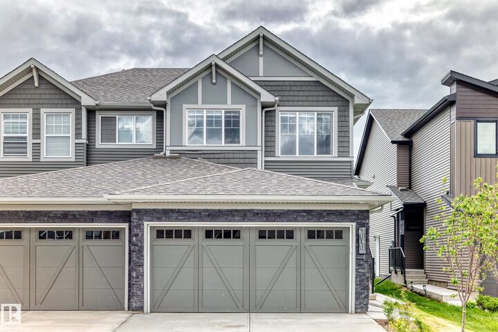 2163 Muckleplum Crescent SW — photo 1