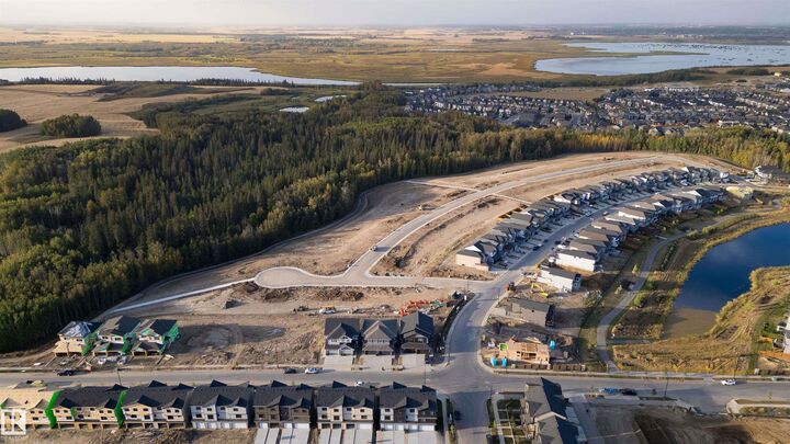 Property Photo:  5851 Raven Crescent NW  AB T5S 0S8 