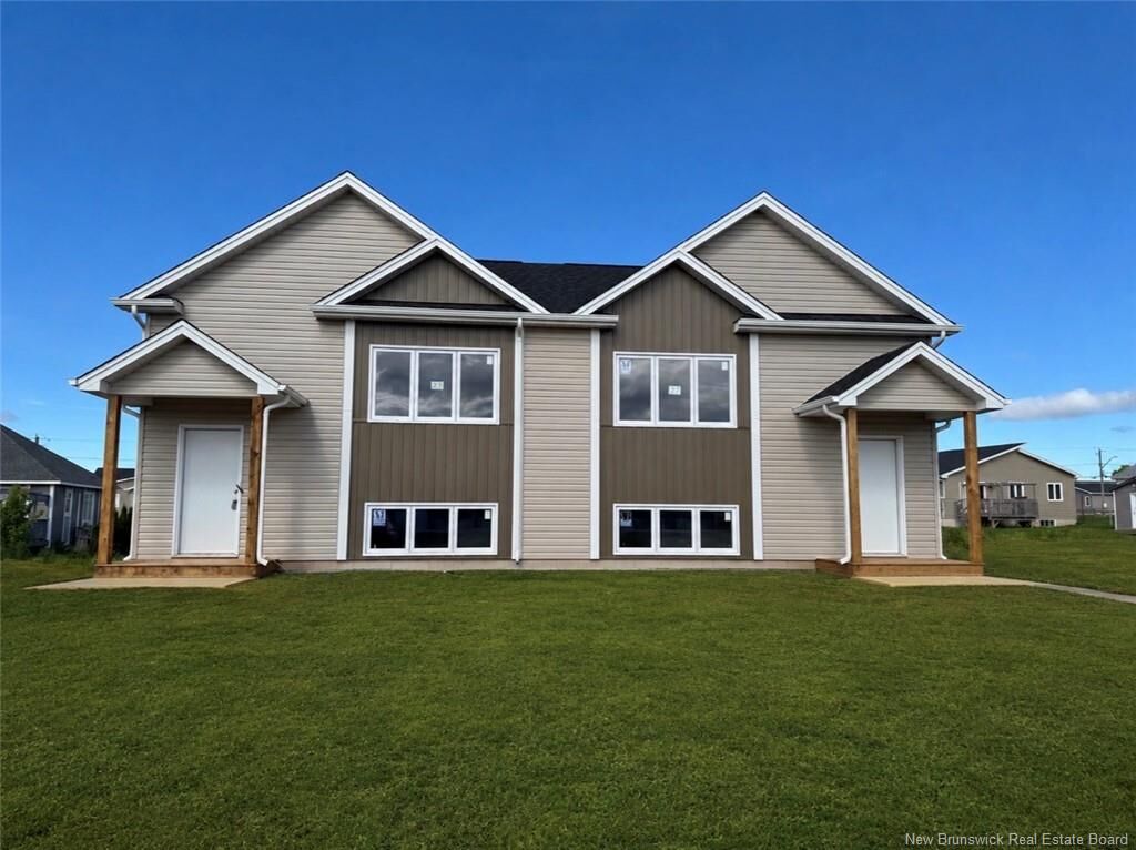Property Photo:  37 Alosier Crescent  NB E1K 0A1 