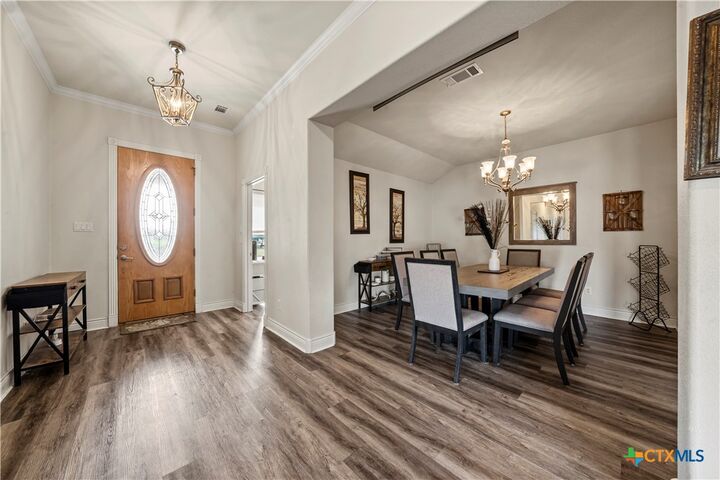 Property Photo: 522 County Road 3371 TX 76539