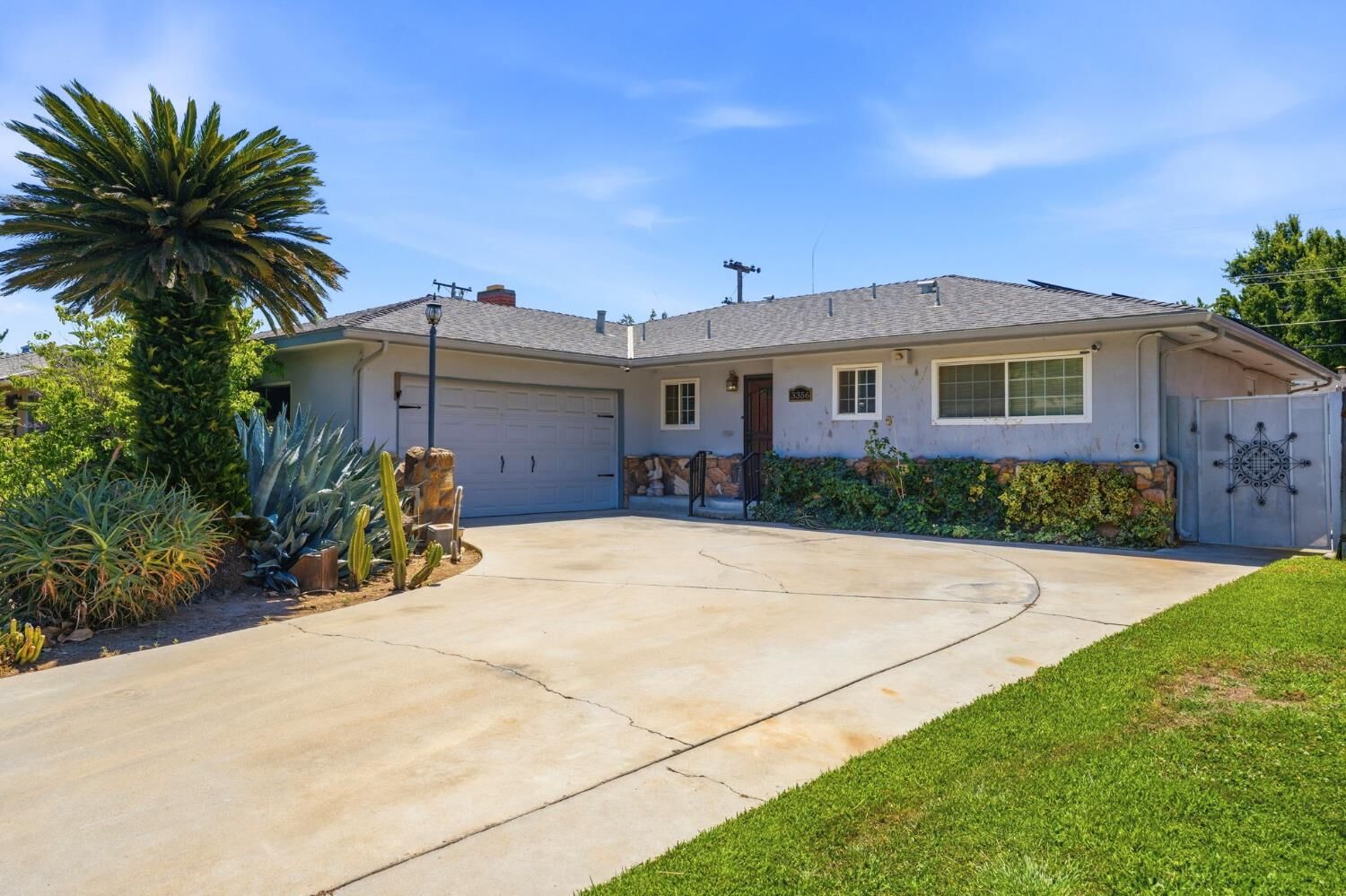 Property Photo:  3356 E Pontiac Way  CA 93726 