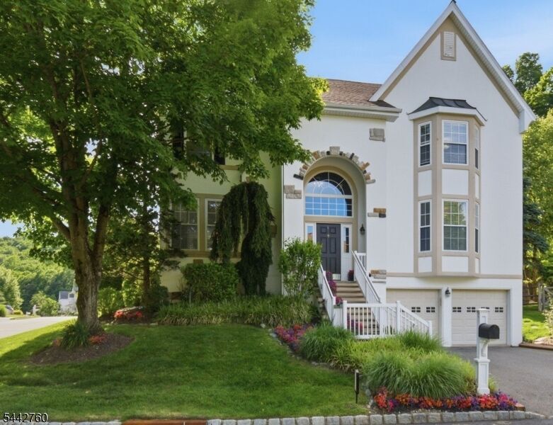 Property Photo:  1 Rock Ledge  NJ 07436 