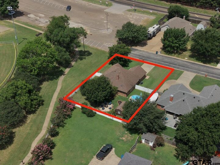Property Photo: 643 Winchester Drive TX 75758