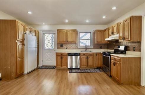 Property Photo: 136 Essex St 3 NJ 07302