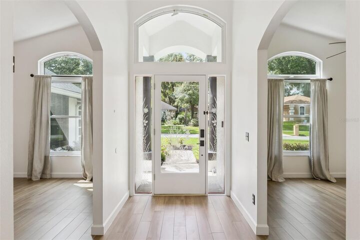 Property Photo:  2331 Ridgeside Road  FL 32712 