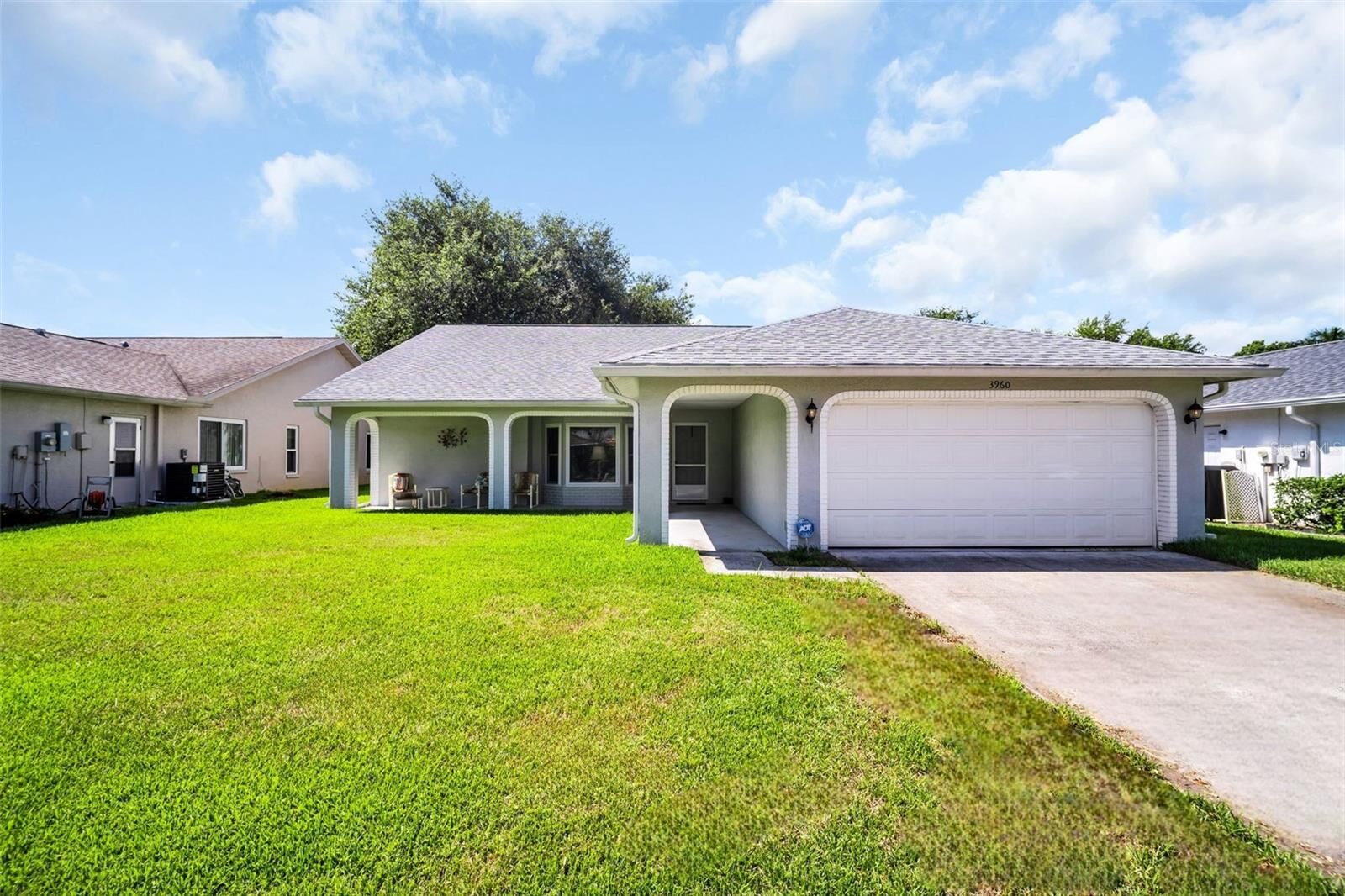 Property Photo:  3960 Tarpon Pointe Circle  FL 34684 
