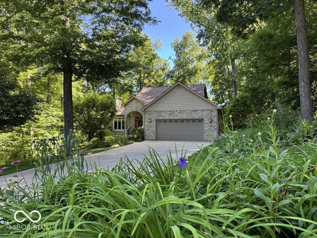 Property Photo:  4618 N Chatham Drive  IN 47404 