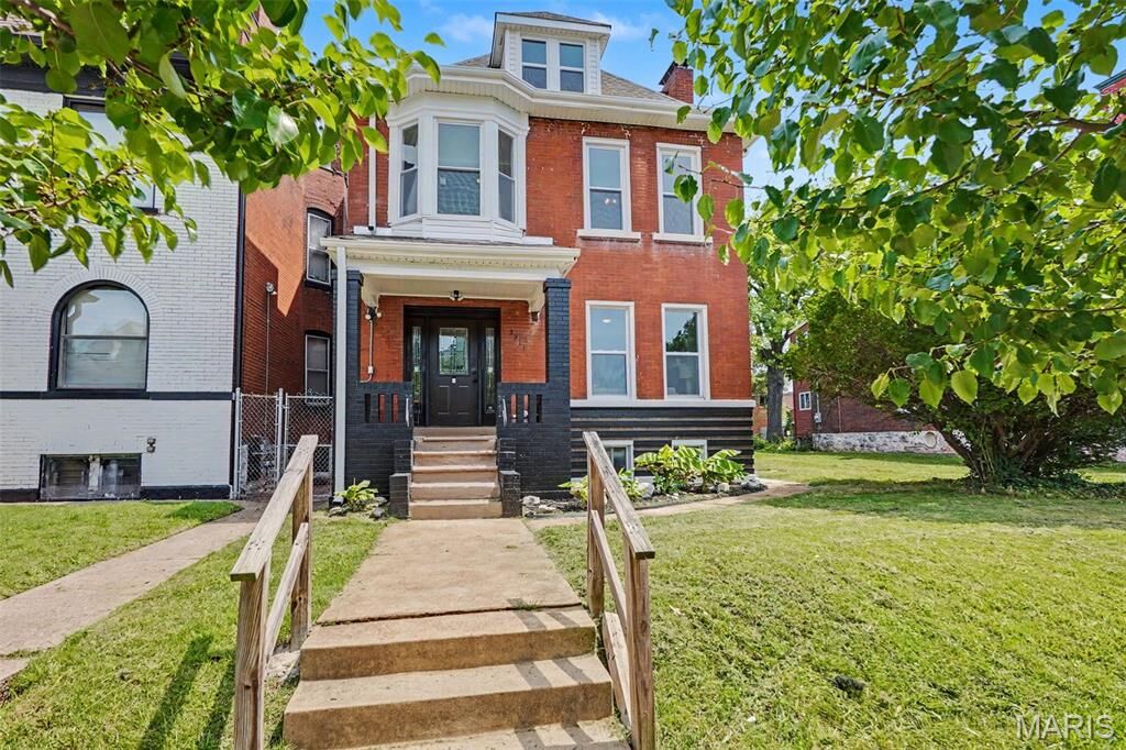 Property Photo:  3911 Sullivan Avenue  MO 63107 