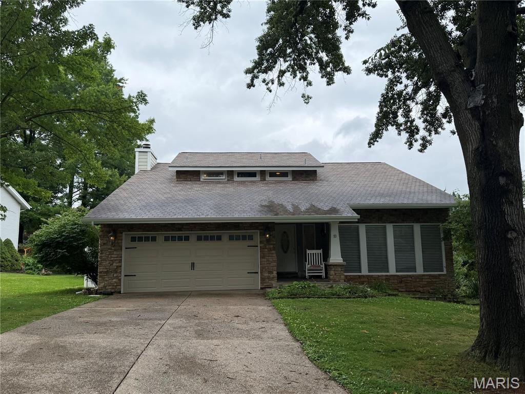 Property Photo: 10 Provence Drive MO 63367