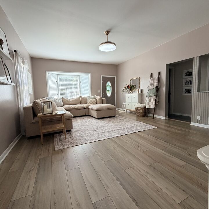 Property Photo: 1914 N Lasalle Street IL 61350