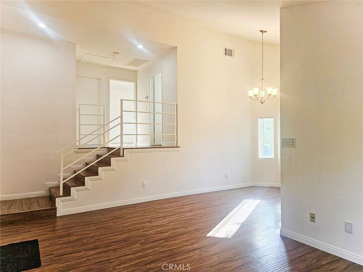 Property Photo:  430 E Valencia Avenue D  CA 91501 