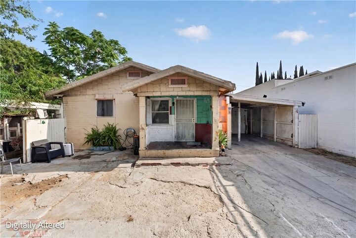 Property Photo:  4123 Chevy Chase Drive  CA 90039 