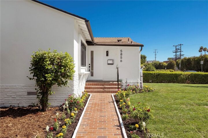 Property Photo:  5856 Halbrent Avenue  CA 91411 