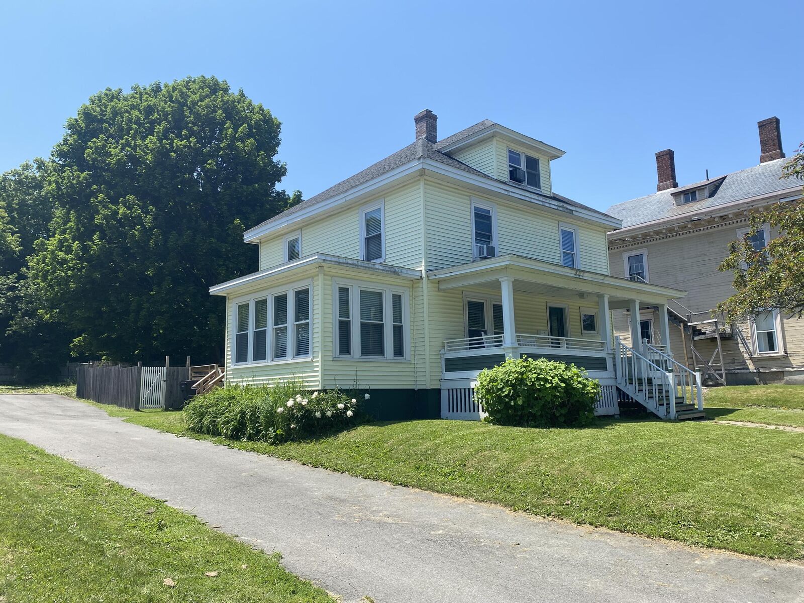Property Photo:  94 Court Street  ME 04401 