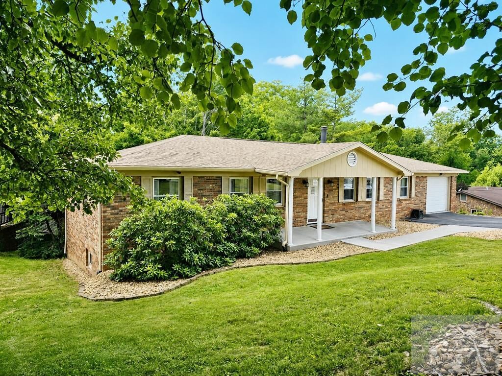 Property Photo:  297 Hillcrest Drive  WV 24740 