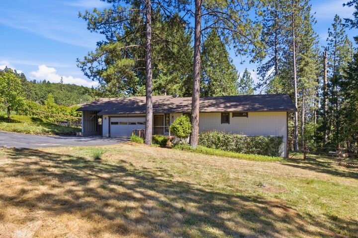 Property Photo:  13581 Schooner Hill Drive  CA 95945 