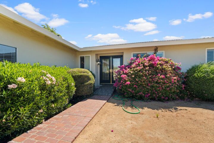 Property Photo:  1033 Sycamore Lane  CA 95695 