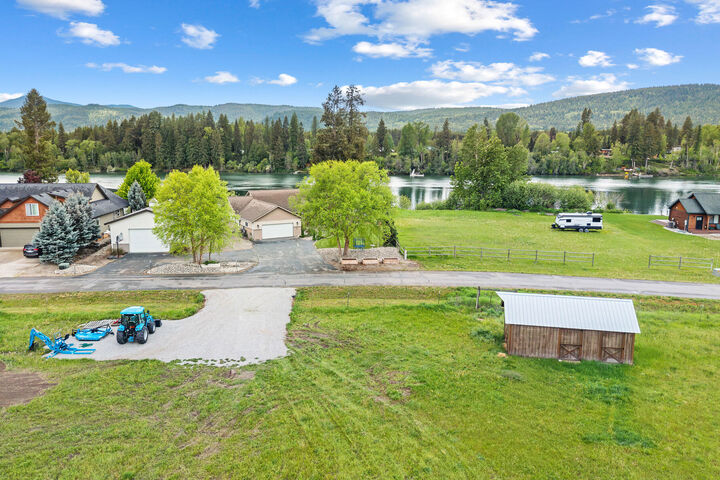 Property Photo:  Nkn Reflection Dr S  WA 99139 