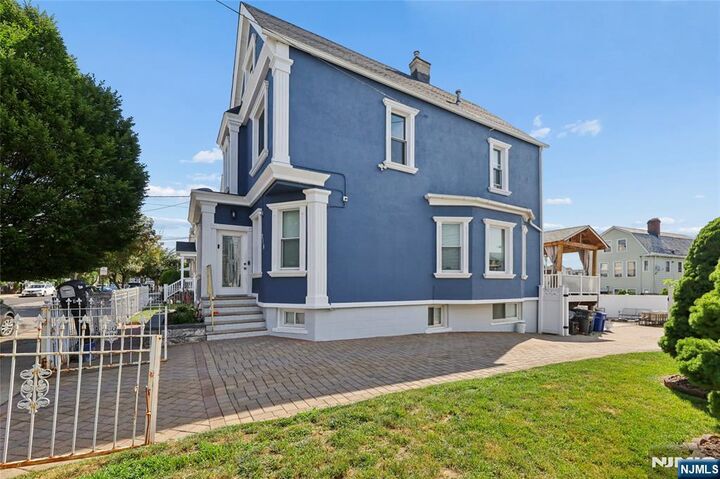 Property Photo:  208-212 Brighton Avenue  NJ 07032 