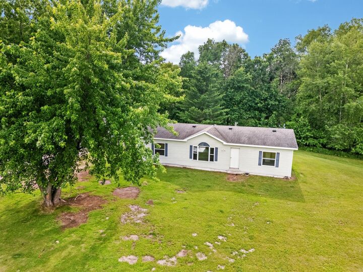 Property Photo: 21671 Edwards Drive MN 56455