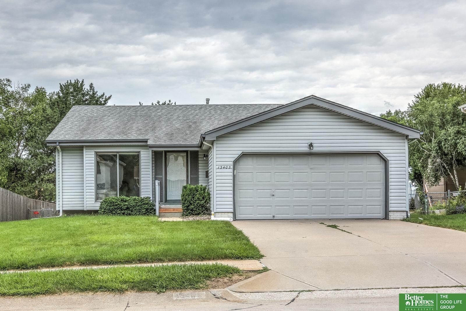 Property Photo:  13405 Edna Street  NE 68138 