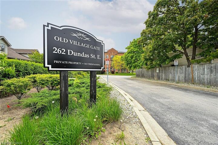 262 Dundas Street E 315 — photo 1